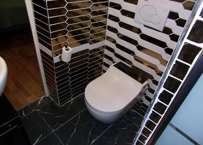 ドゥ ロレーヌ ホテル *