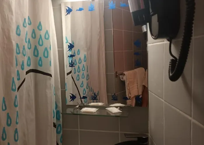 ドゥ ロレーヌ ホテル *