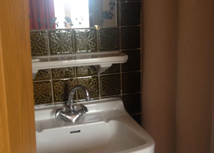 Szálloda De Lorraine *