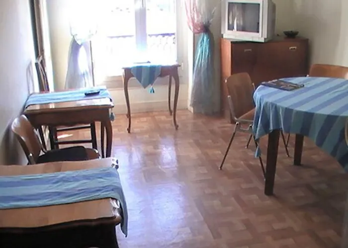 Szálloda De Lorraine *